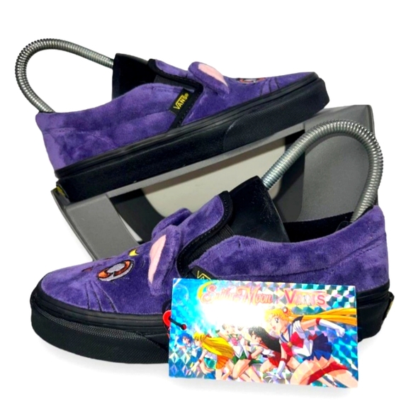 Sailor Moon Pretty Guardian Luna Slip-on Vans Sneakers Purple / Black Youth 2 - Picture 2 of 12
